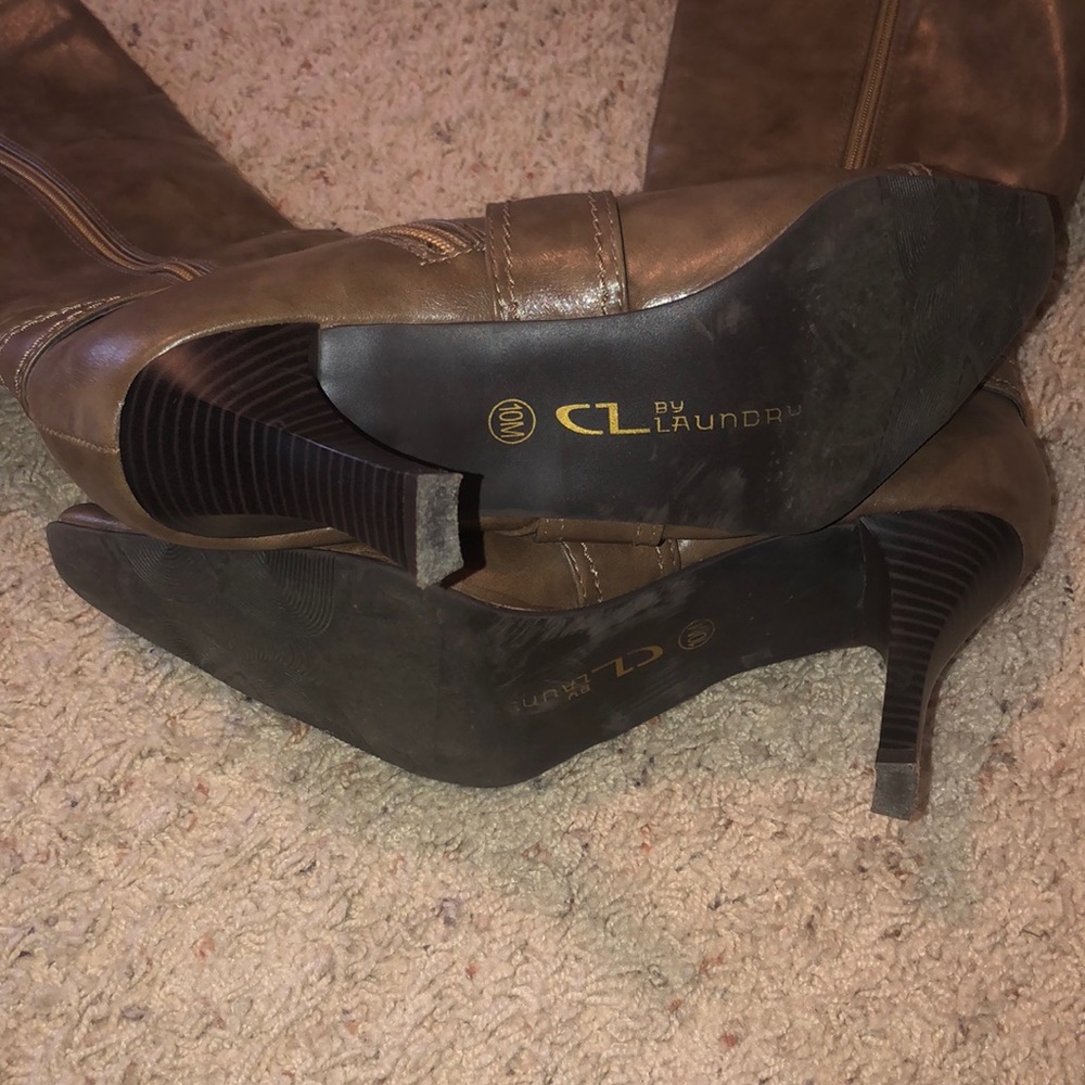 Boots - Picture 5 of 5